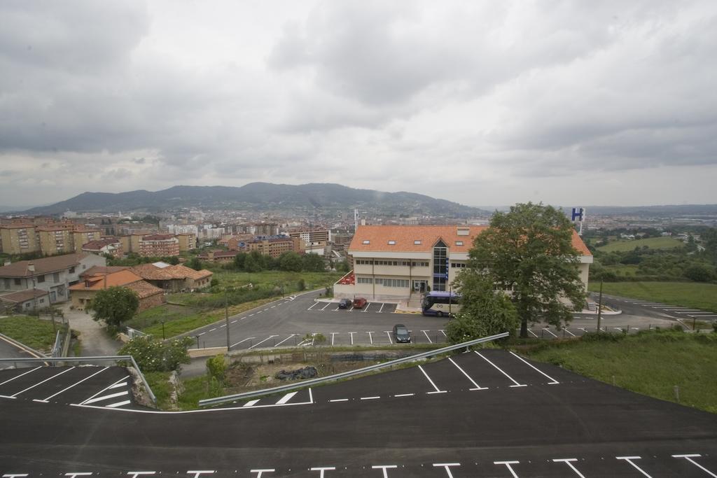 Hotel Palacio De Asturias オビエド エクステリア 写真